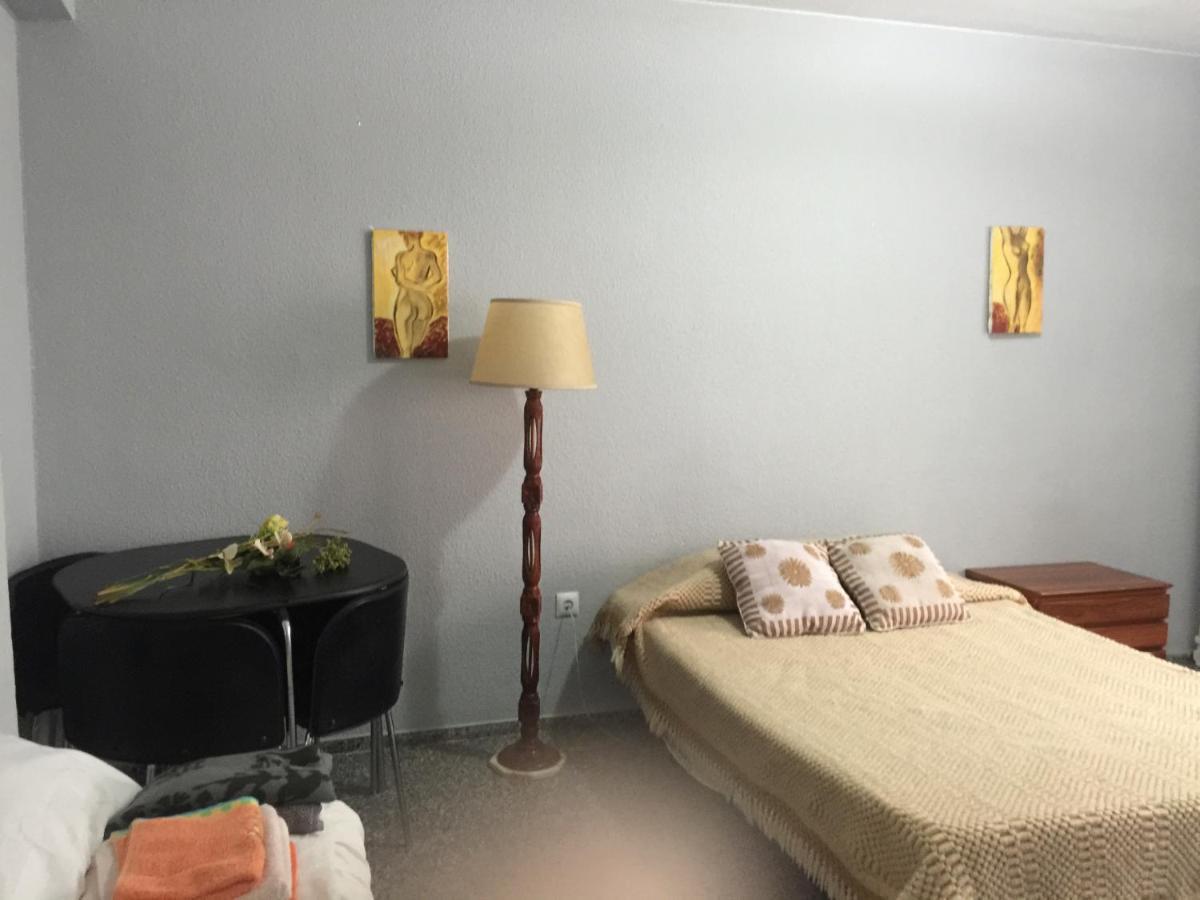 Habitacion Renfe Alicante Ngoại thất bức ảnh